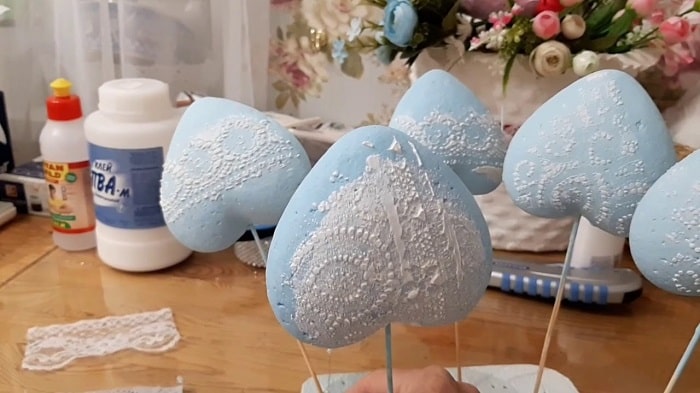 Сердечки из пенопласта