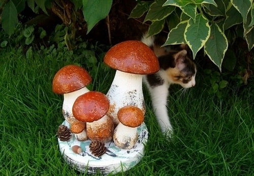 Грибы из пенопласта